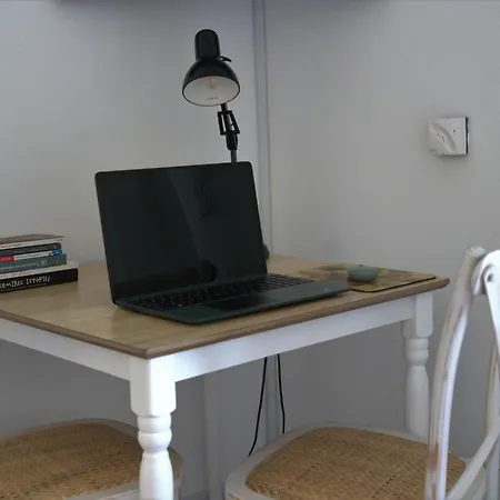 Alki's Stories Apartment *