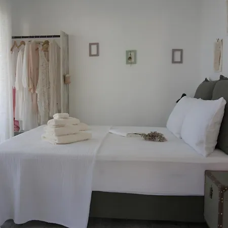 Alki's Stories Apartment