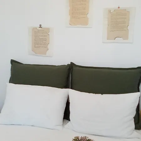 Alki's Stories Apartment